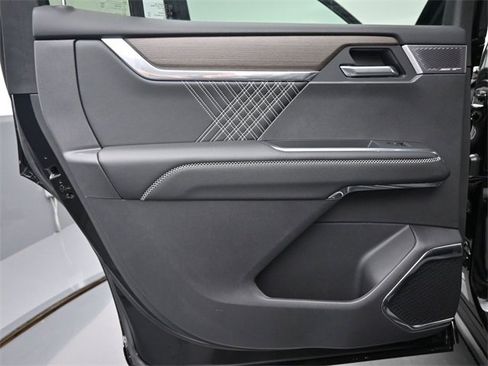 New 2025 GMC Acadia Denali w/ Super Cruise Package image 14