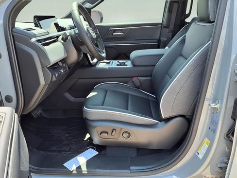 New 2026 GMC Sierra EV Elevation image 24