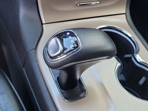 Used 2015 Jeep Grand Cherokee Overland RWD image 21