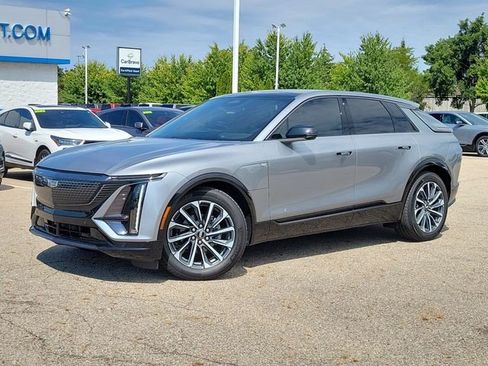 Used 2024 Cadillac Lyriq Sport w/ LPO, Floor Liner Package AWD/4WD image 1
