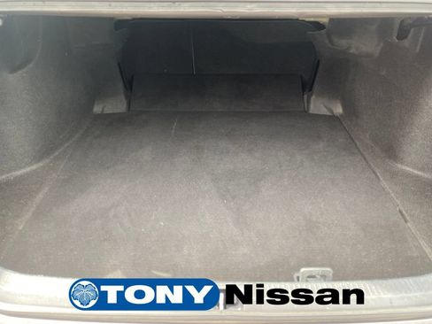 Used 2022 Toyota Camry LE FWD image 11