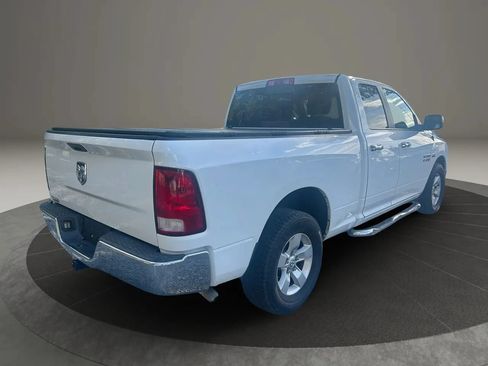 Used 2015 RAM 1500 Classic SLT RWD image 4