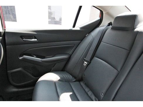 New 2025 Nissan Altima 2.5 SL image 9