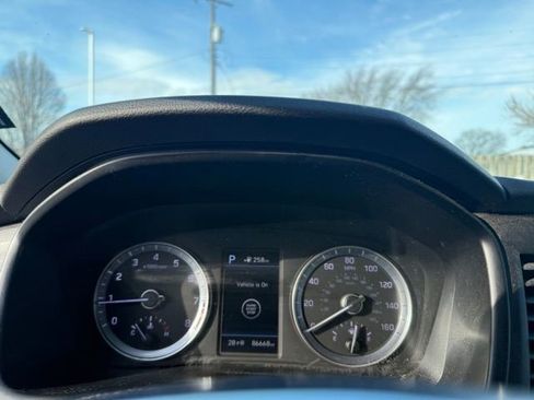 Used 2018 Hyundai Sonata SEL image 12