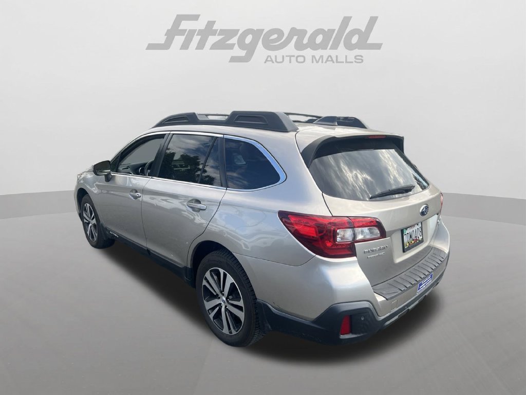 Used 2019 Subaru Outback 3.6R Limited w/ Popular Package #2 AWD/4WD image 4