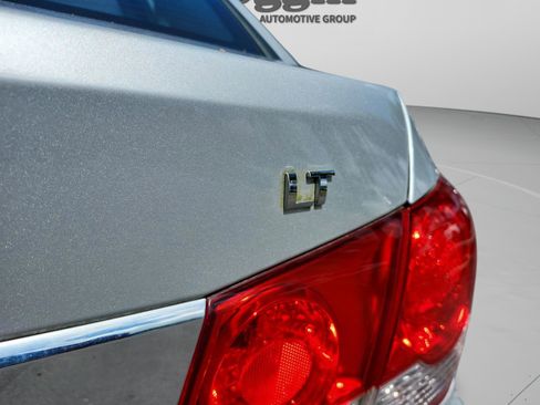 Used 2014 Chevrolet Cruze LT FWD image 28