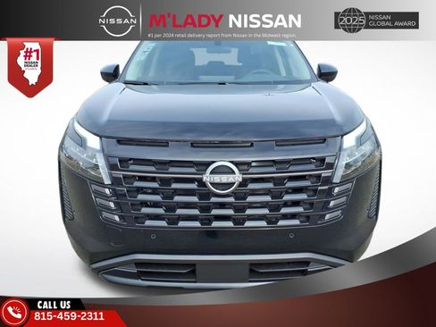 New 2026 Nissan Pathfinder SV image 2