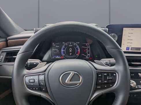 Used 2024 Lexus ES 350 w/ Premium Package FWD image 28