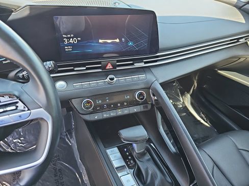 Certified 2023 Hyundai Elantra Limited w/ Cargo Package FWD image 20