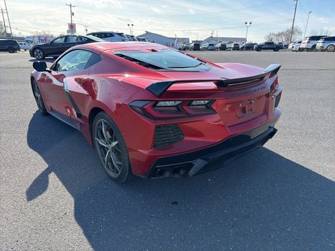 Used 2023 Chevrolet Corvette Stingray Preferred Cpe w/ Z51 Performance Package image 3