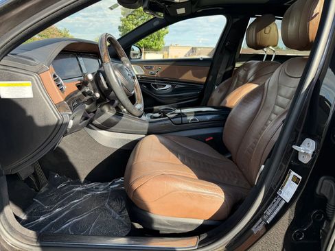 Used 2014 Mercedes-Benz S 550 Sedan w/ Edition 1 Package image 11