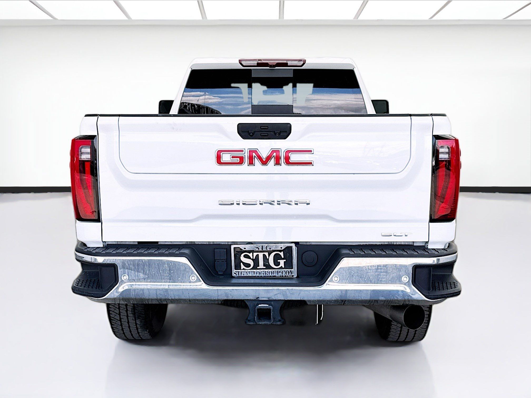 Used 2024 GMC Sierra 2500 SLT w/ SLT Convenience Package AWD/4WD image 5