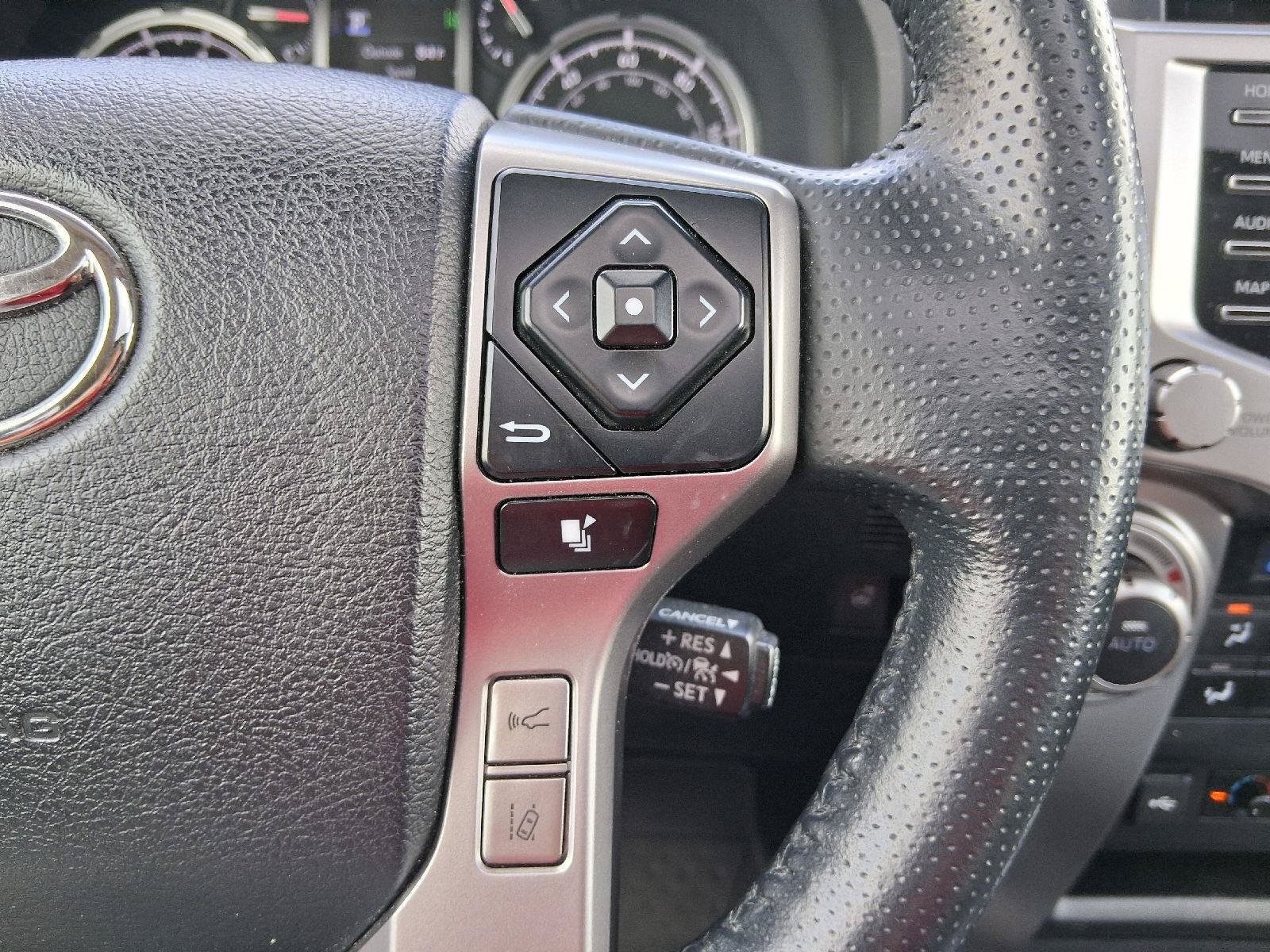 Used 2023 Toyota 4Runner Limited AWD/4WD image 39