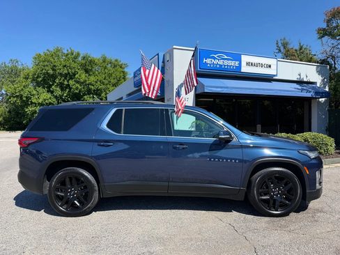 Used 2022 Chevrolet Traverse LT AWD/4WD image 13