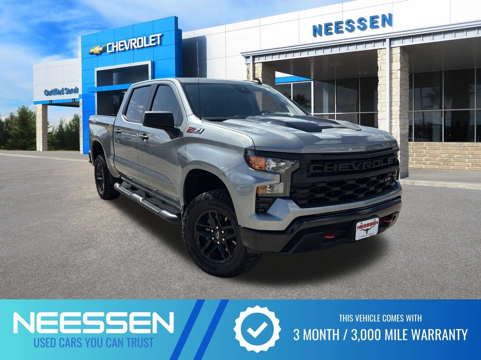 Used 2026 Chevrolet Silverado 1500 Custom Trail Boss AWD/4WD image 1