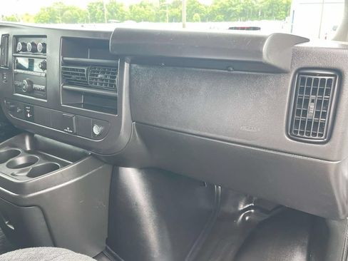 Used 2025 GMC Savana 2500 w/ Driver Convenience Package RWD image 24