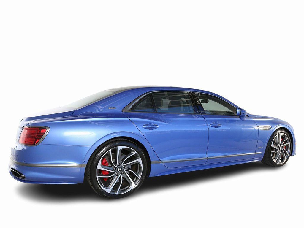 Certified 2025 Bentley Flying Spur Plug-In Hybrid w/ First Edition Specification AWD/4WD image 5