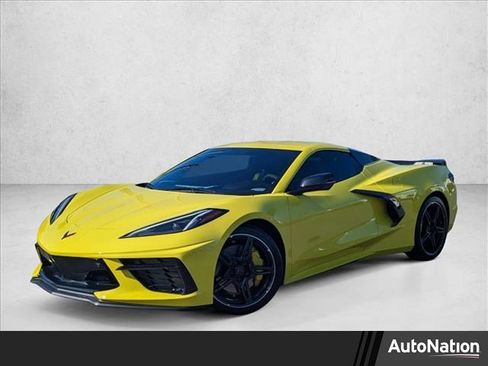 Used 2021 Chevrolet Corvette Stingray Premium Conv w/ Z51 Performance Package image 1