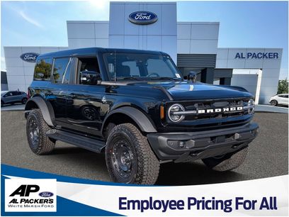 New 2025 Ford Bronco Outer Banks w/ Sasquatch Package