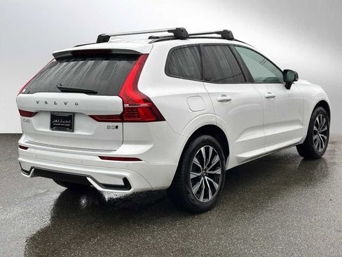 Used 2025 Volvo XC60 B5 Core w/ Protection Package Premier image 3