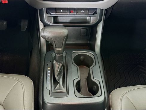 Used 2019 Chevrolet Colorado W/T image 35