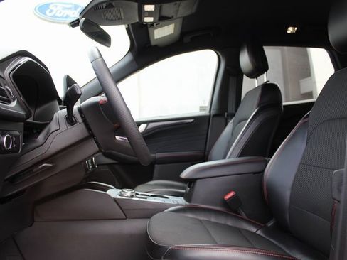 Used 2023 Ford Escape ST-Line w/ Cold Weather Package FWD image 11