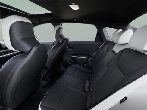 New 2026 Kia K4 GT-Line FWD image 14