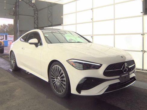 Used 2025 Mercedes-Benz CLE 300 4MATIC Coupe w/ AMG Line image 2