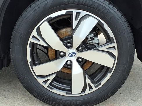 Used 2020 Subaru Forester Touring w/ Popular Package #2 AWD/4WD image 3