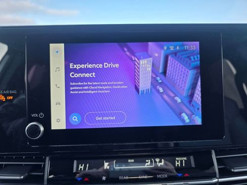 Used 2026 Toyota Sienna LE image 55