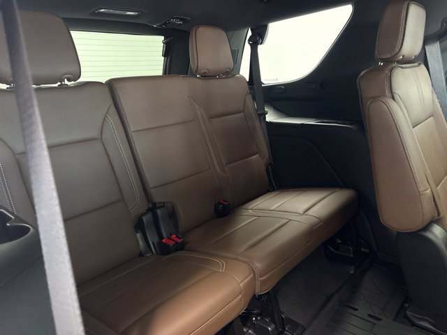 Used 2025 Chevrolet Tahoe High Country w/ Sun And Tow Package AWD/4WD image 35