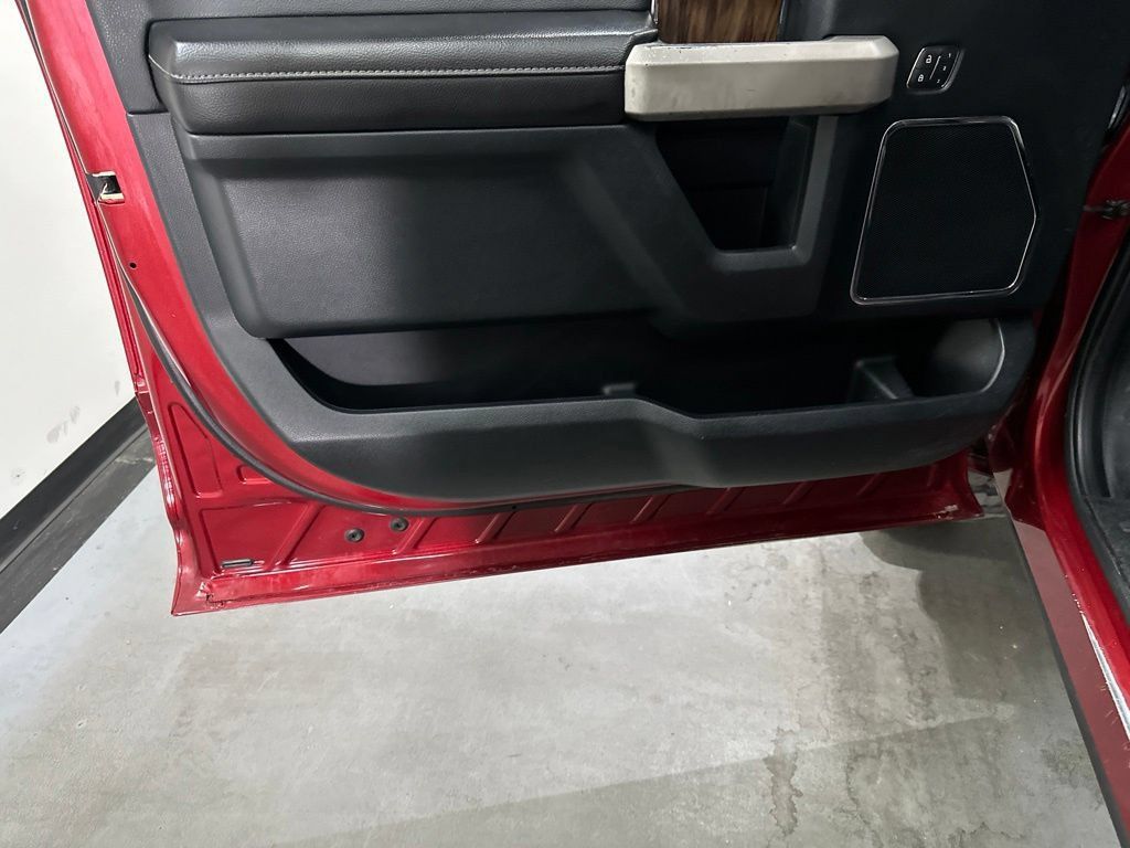 Used 2019 Ford F150 Lariat AWD/4WD image 36