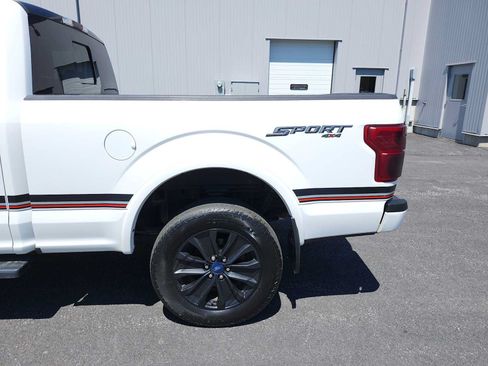 Used 2019 Ford F150 Lariat w/ Equipment Group 502A Luxury AWD/4WD image 16