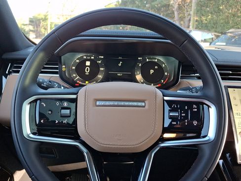 New 2026 Land Rover Range Rover Sport SE image 16