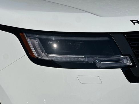 New 2026 Land Rover Range Rover Long Wheelbase SE AWD/4WD image 9