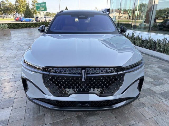 New 2026 Lincoln Nautilus Reserve w/ Jet Appearance Package AWD/4WD image 6