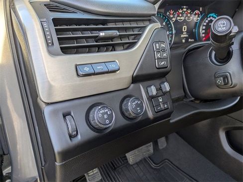 Used 2019 GMC Yukon Denali w/ Denali Ultimate Package image 25