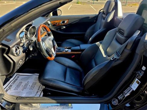 Used 2014 Mercedes-Benz SLK 350 image 14