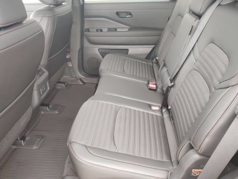 New 2026 Nissan Pathfinder Rock Creek AWD/4WD image 11