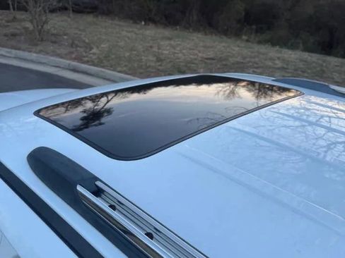 Used 2015 Jeep Grand Cherokee Limited image 21