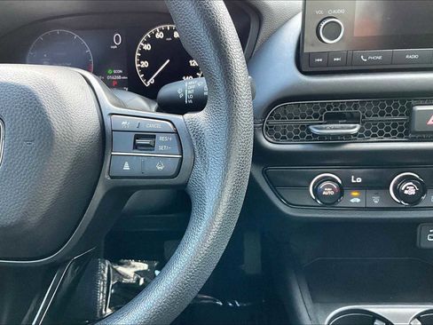 Used 2024 Honda HR-V LX image 25