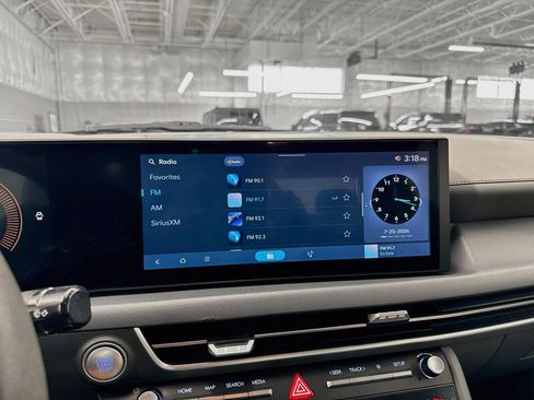 Used 2025 Hyundai Sonata SEL FWD image 21