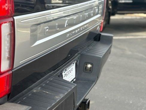Used 2021 Ford F250 Platinum w/ FX4 Off-Road Package image 10