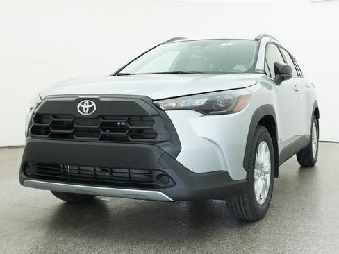 New 2026 Toyota Corolla Cross LE image 32