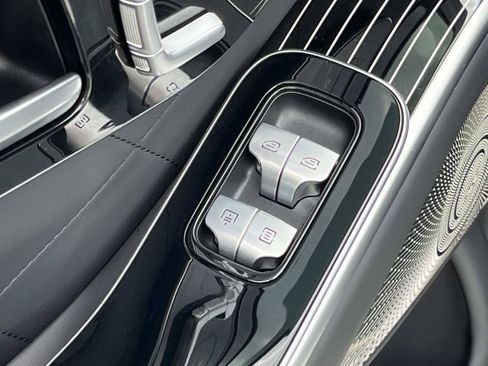 Certified 2022 Mercedes-Benz S 580 4MATIC Sedan image 22