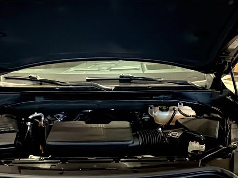 Used 2023 GMC Yukon Denali image 11