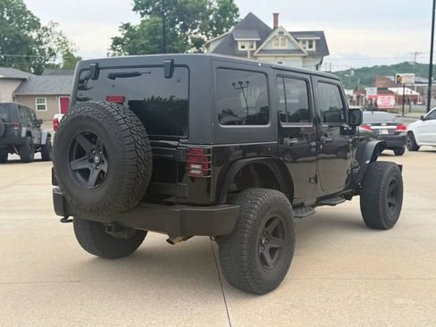 Used 2016 Jeep Wrangler Unlimited Sport w/ Quick Order Package 24S AWD/4WD image 2