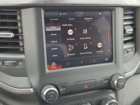 Used 2024 RAM 2500 Big Horn w/ Bed Utility Group image 27