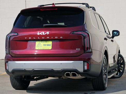 Used 2024 Kia Telluride SX AWD/4WD image 5