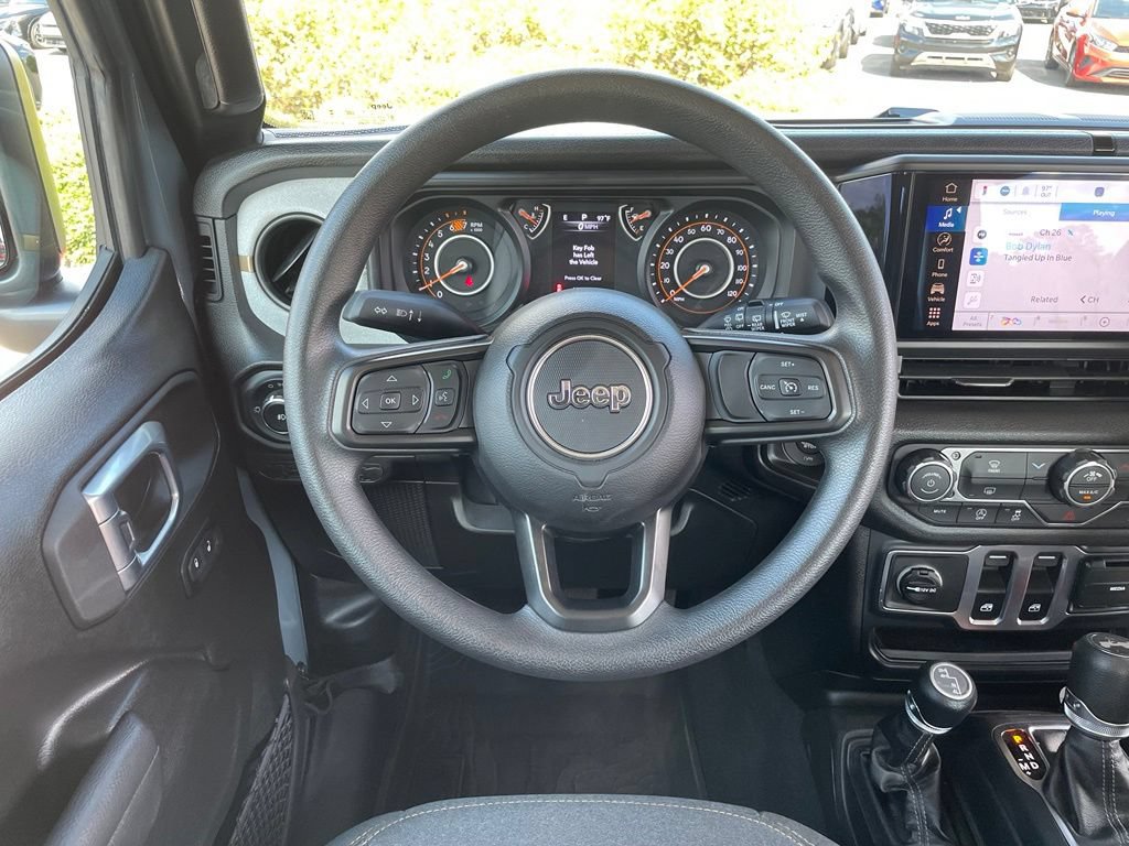 Used 2026 Jeep Wrangler Sport AWD/4WD image 14